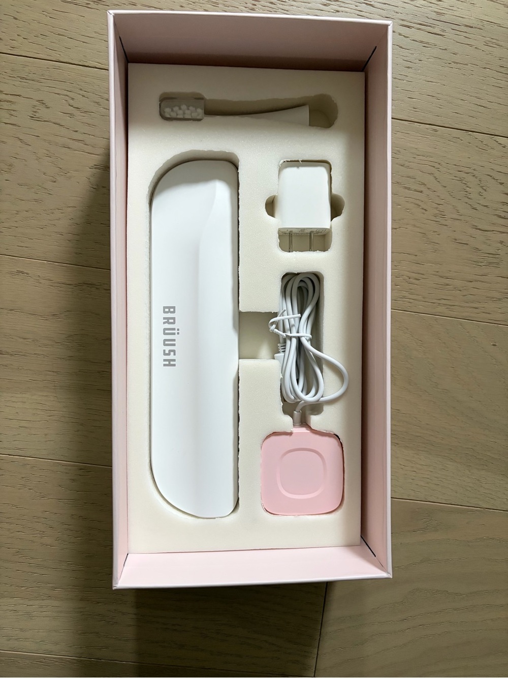 NWT BRUUSH ORAL CARE INC/Jilly Box: BRUUSH ELECTRIC TOOTHBRUSH KIT - Picture 9 of 12
